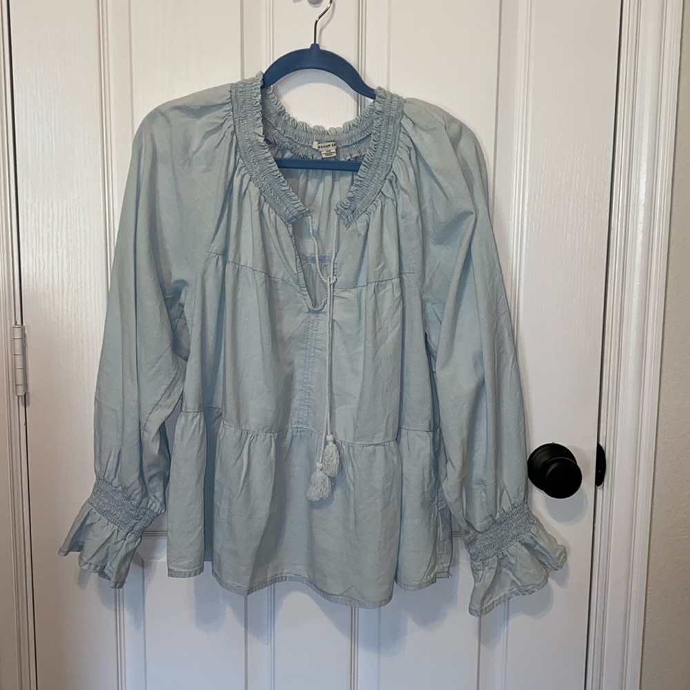 American Eagle peasant blouse